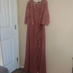 Miusol Half Long Sleeve Lace Dress in Mauve/ Dusty Rose